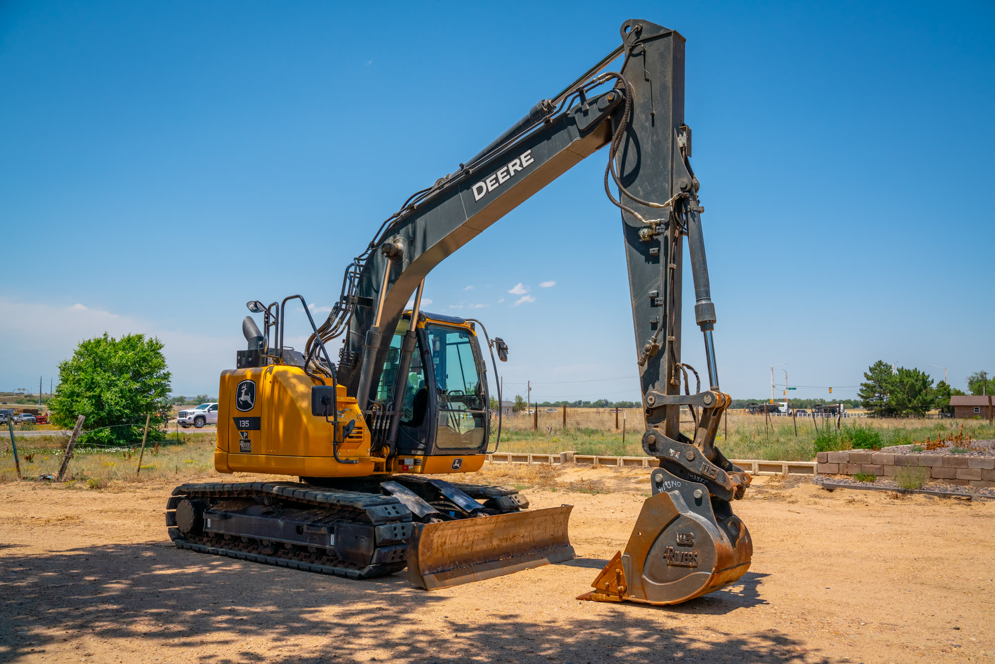 2022 John Deere 135P excavator side profile